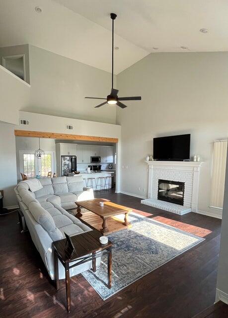 1951 Waterford Ridge Road Fort Walton Beach, FL 32547 - Photo 3 of 27 20241002021429648778000000-o