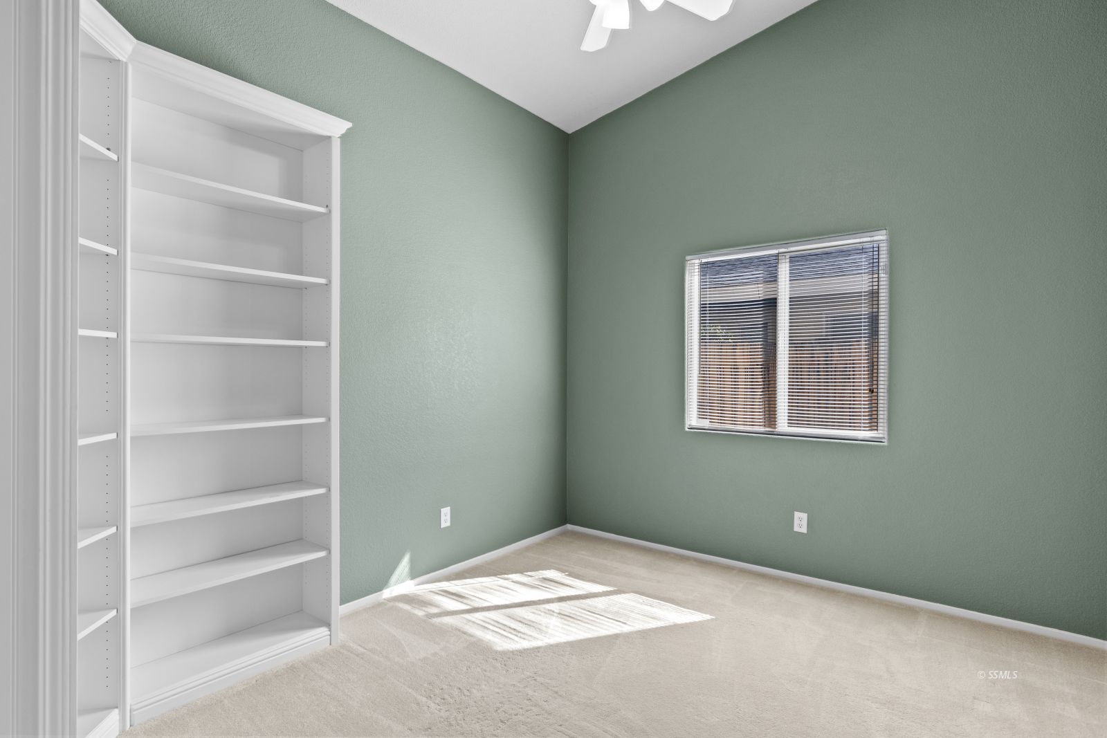 571 South Alvord Street Ridgecrest, CA 93555 - Photo 22 of 31 Gallery Image 22