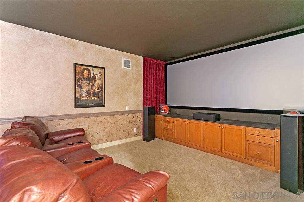 13630 Overland Pass Road Poway, CA 92064 - Photo 14 of 25