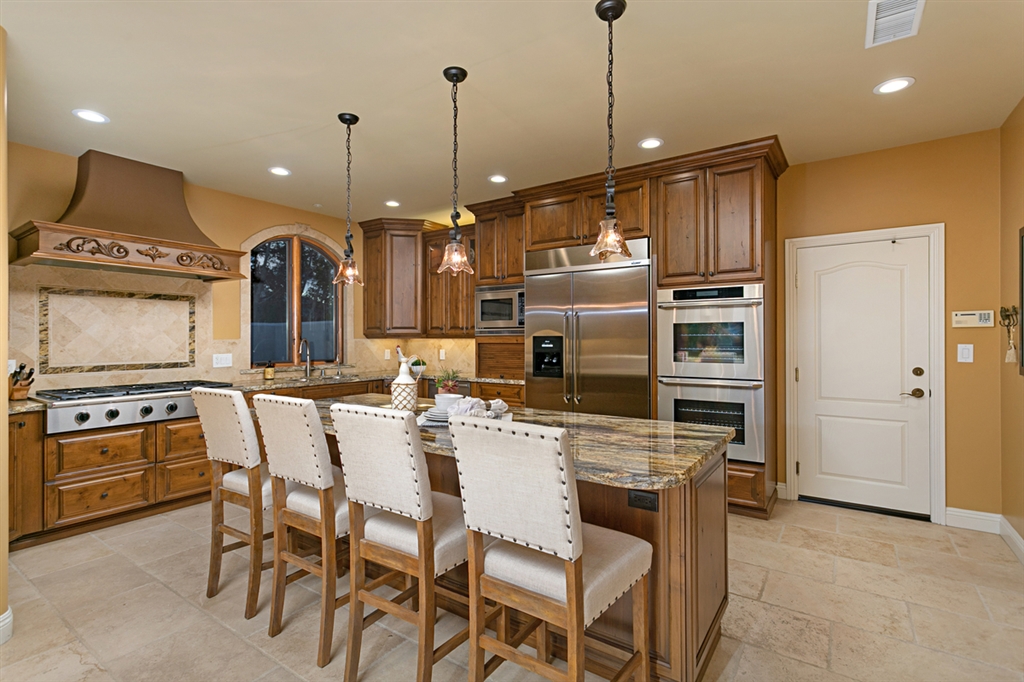 13630 Overland Pass Road Poway, CA 92064 - Photo 7 of 25