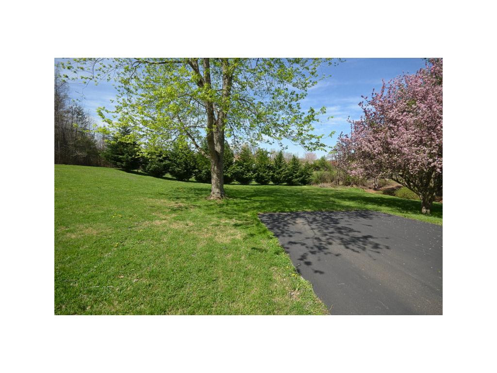 141 River Road Bluff City, TN 37618 - Photo 20 of 24 Quiet Setting