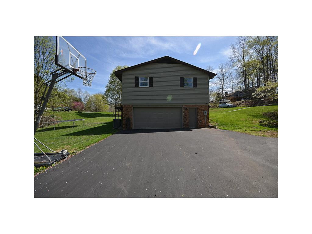 141 River Road Bluff City, TN 37618 - Photo 23 of 24 2 Car Drive Under Garage