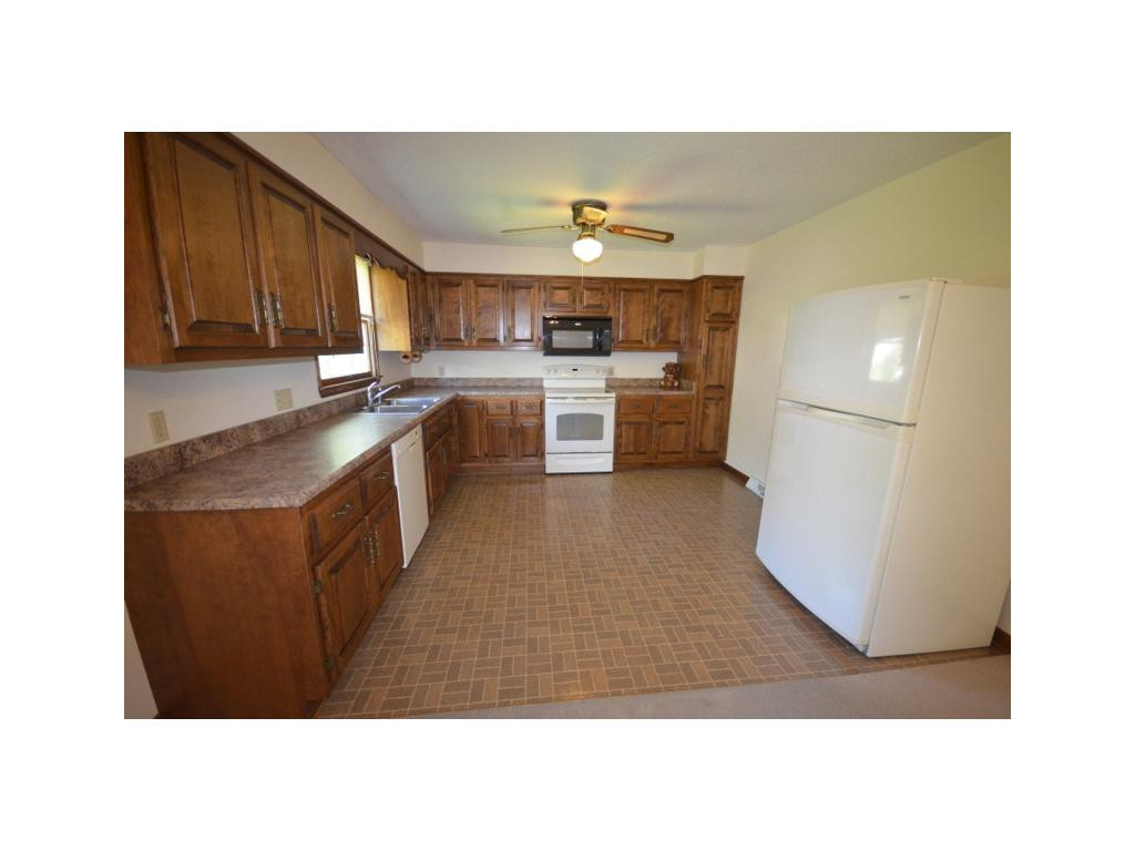141 River Road Bluff City, TN 37618 - Photo 5 of 24 Photo 5