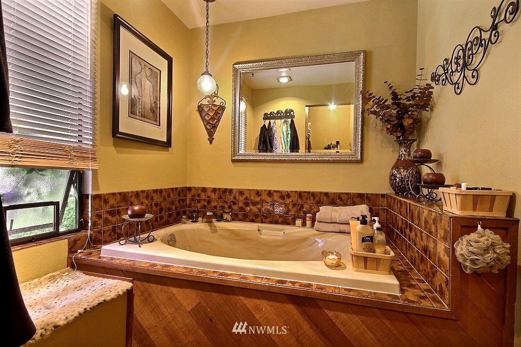 721 South 31st Street Renton, WA 98055 - Photo 12 of 24 Gallery Image 12