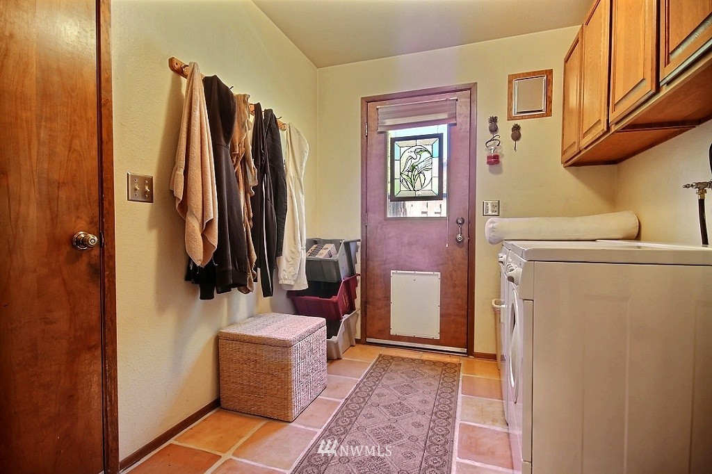 721 South 31st Street Renton, WA 98055 - Photo 13 of 24 Gallery Image 13