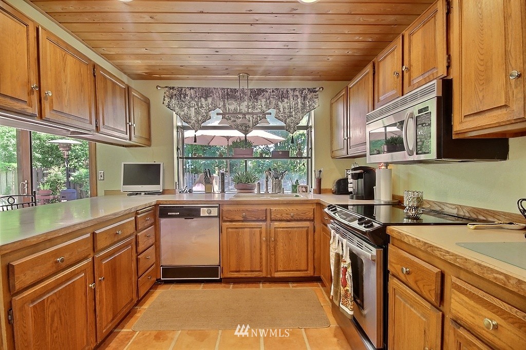 721 South 31st Street Renton, WA 98055 - Photo 7 of 24 Gallery Image 7