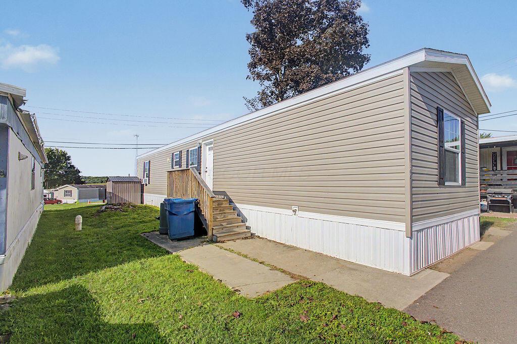 8750 Columbus Road, Unit 16B Mount Vernon, OH 43050 - Photo 15 of 15 070A4509