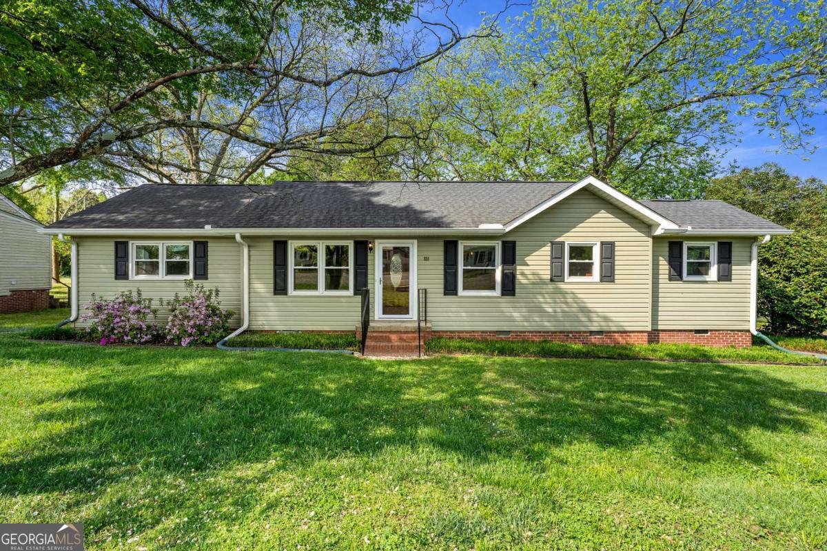 810 Benson Street Hartwell, GA 30643 - Photo 1 of 41 Gallery Image 1