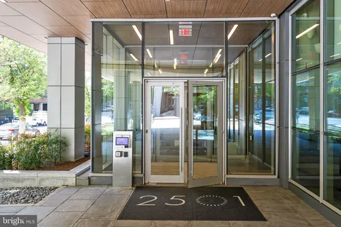 $2,875,000 | 2501 M Street Northwest, Unit 203, Washington, DC 20037