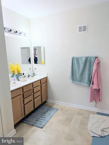 $2,800 | 9543 Center Street, Manassas, VA 20110