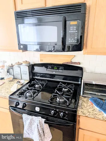 $2,800 | 9543 Center Street, Manassas, VA 20110