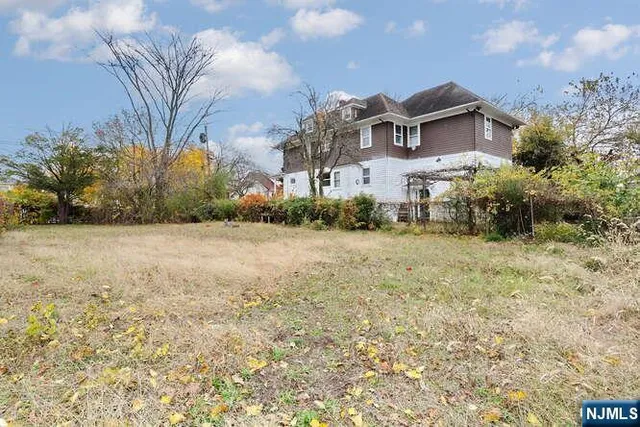 $895,000 | 75 Cleveland Street, Hackensack, NJ 07601