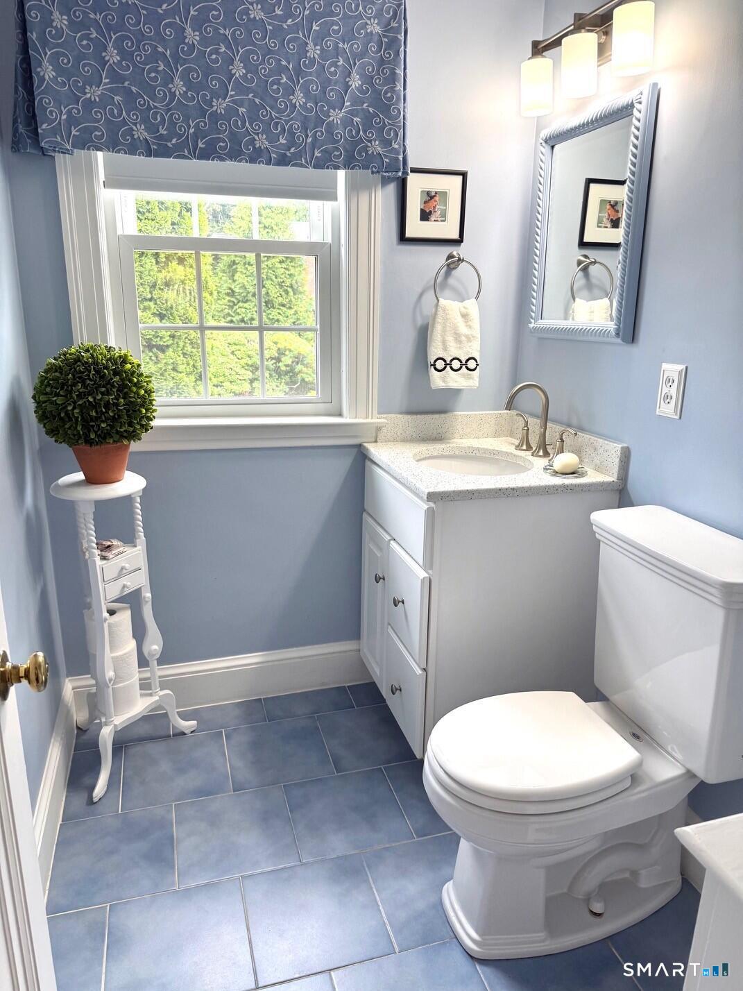 28 Colony Road West Hartford, CT 06117 - Photo 23 of 31 Gallery Image 23