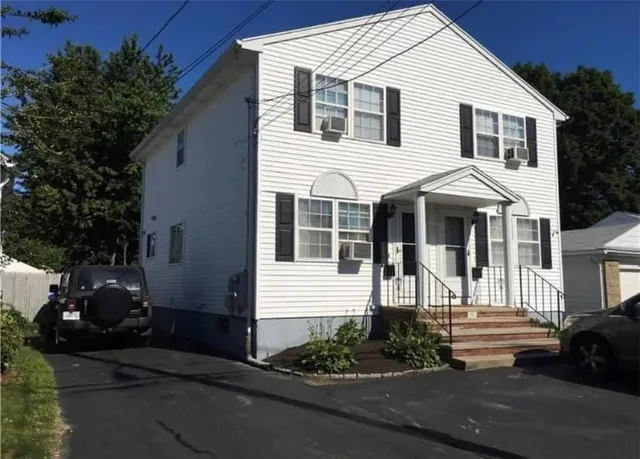 $2,300 | 26 Hazael Street, Providence, RI 02908