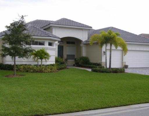 707 Southwest River Bend Circle Stuart, FL 34997 - Photo 1 of 10 Primary Photo