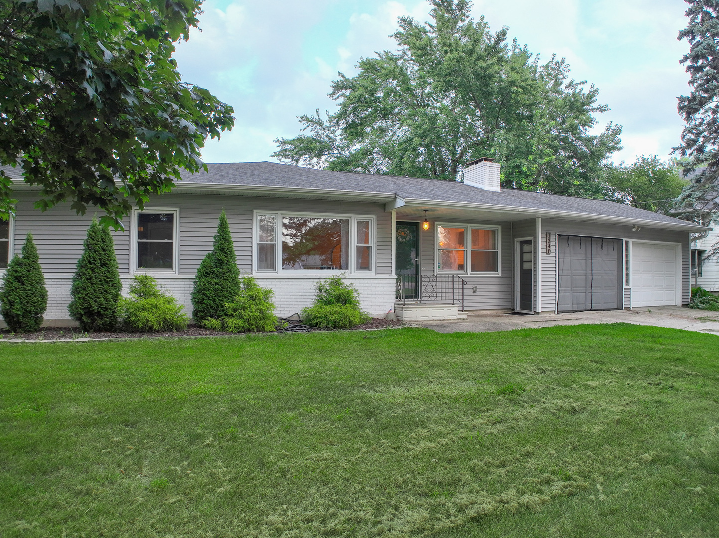 1340 North Main Street Sycamore, IL 60178 - Photo 1 of 32