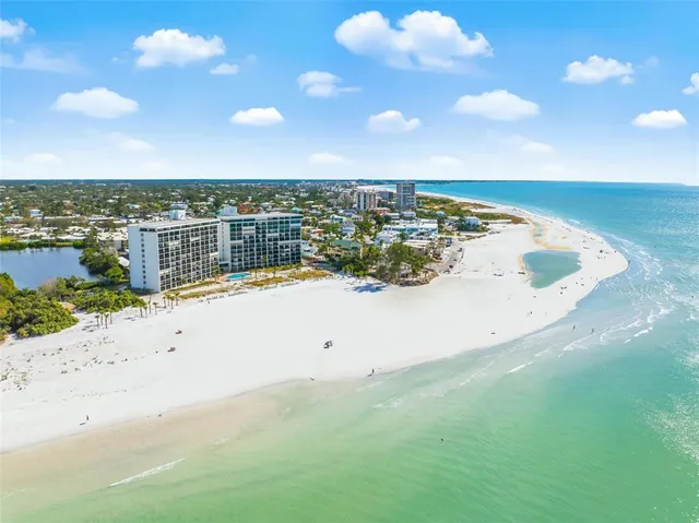 $1,295,000 | 19 Whispering Sands Drive, Unit 1204, Sarasota, FL 34242