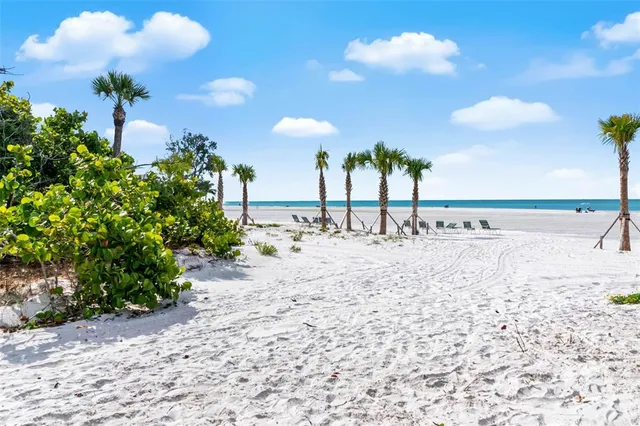 $1,295,000 | 19 Whispering Sands Drive, Unit 1204, Sarasota, FL 34242