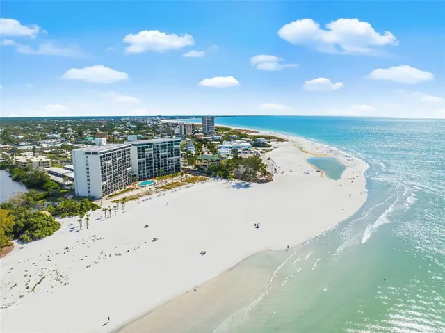 $1,295,000 | 19 Whispering Sands Drive, Unit 1204, Sarasota, FL 34242