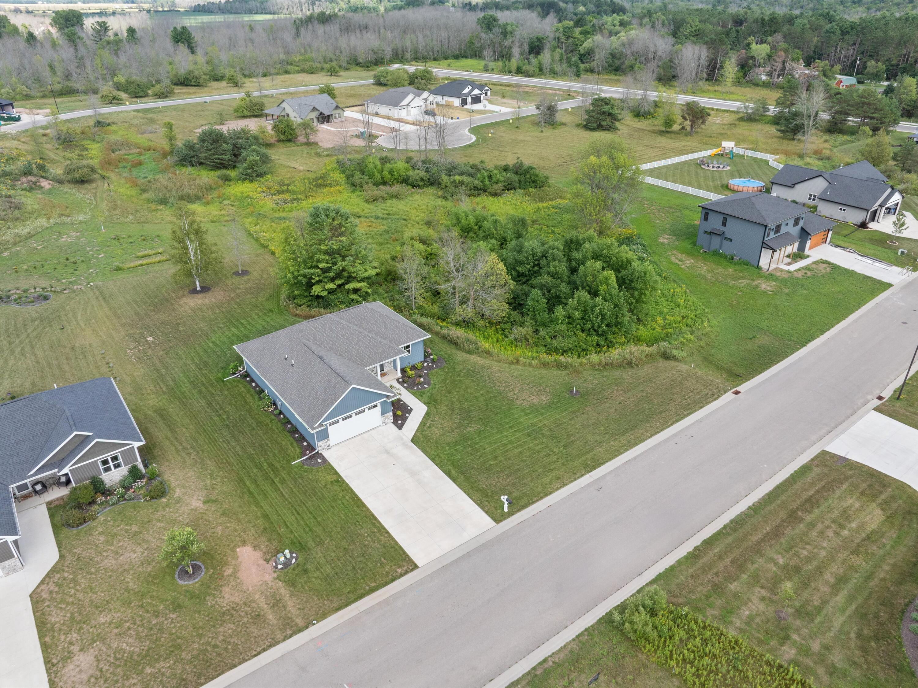 364 Lake Breeze Way Two Rivers, WI 54241 - Photo 35 of 44 06-DJI_20260816131457_0986_D