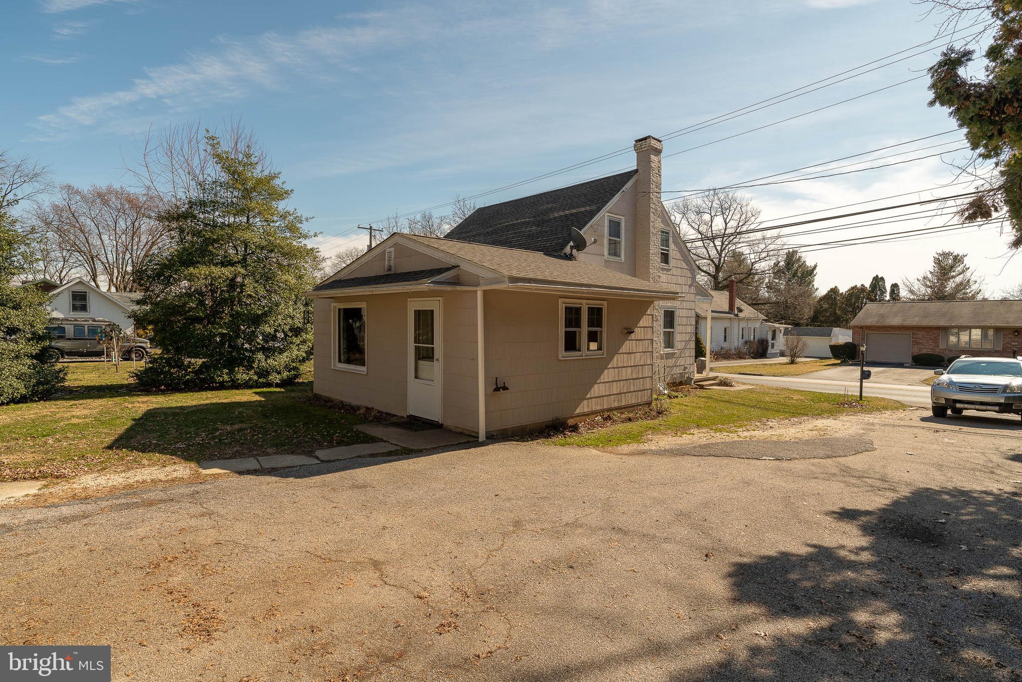 357 East Roseville Road Lancaster, PA 17601 - Photo 3 of 26 Gallery Image 3