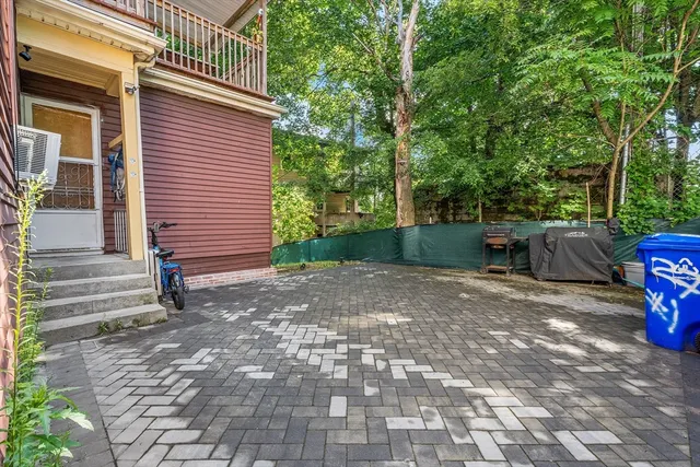 $1,100,000 | 27 Brinsley Street, Boston, MA 02121