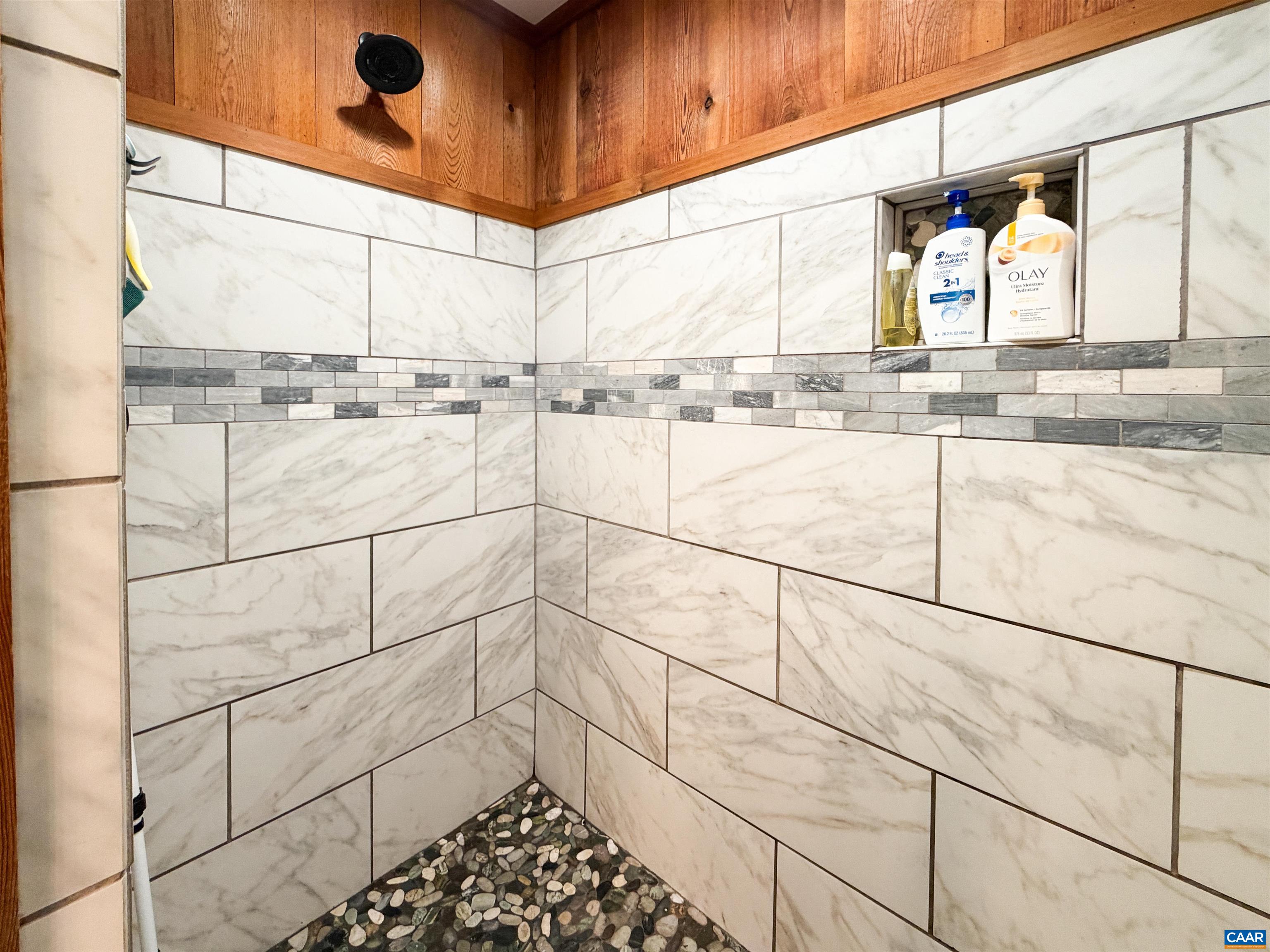 1387 Spreading Oak Road Arvonia, VA 23004 - Photo 24 of 43