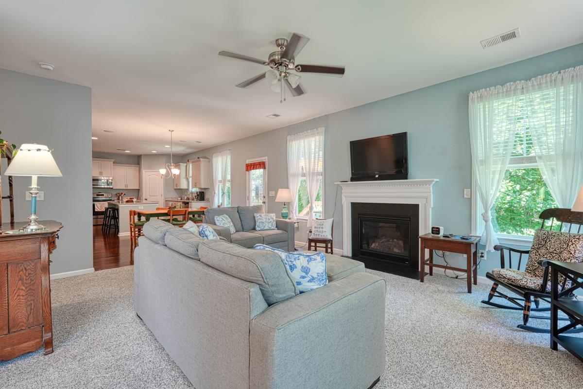 357 Castleton Circle Boiling Springs, SC 29316 - Photo 11 of 47