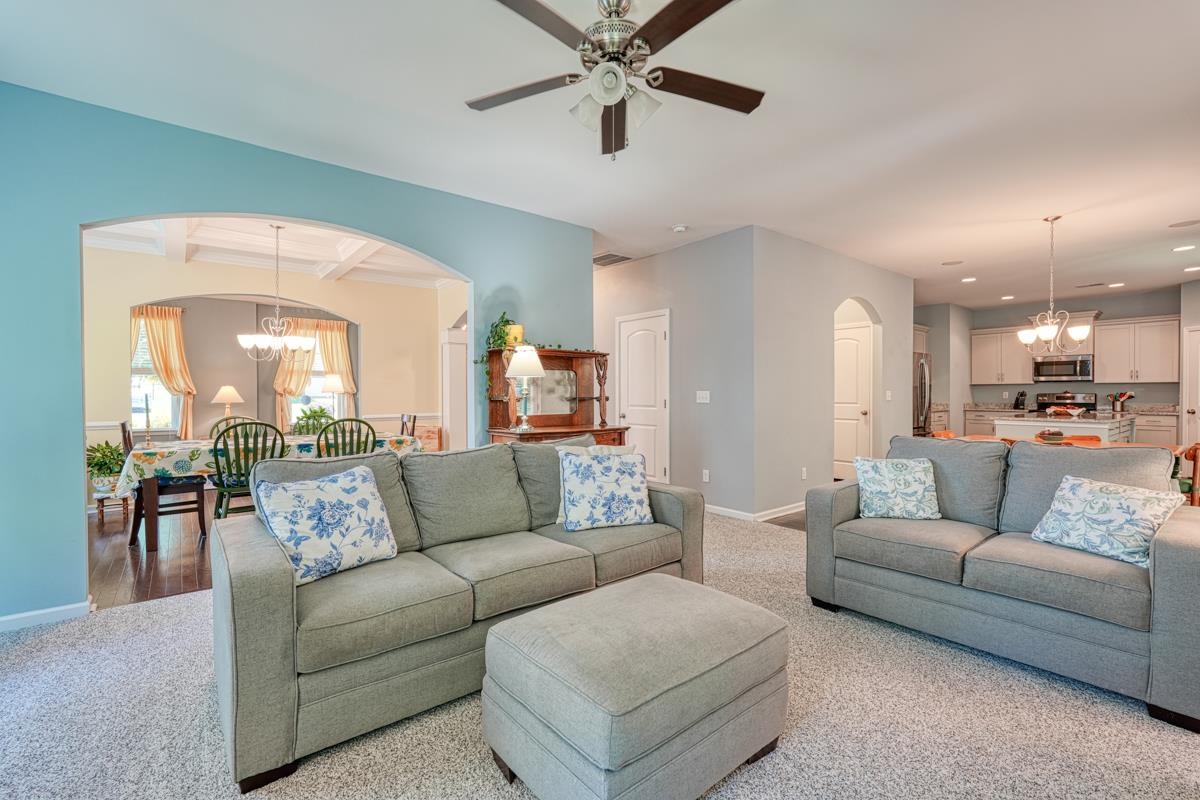 357 Castleton Circle Boiling Springs, SC 29316 - Photo 12 of 47