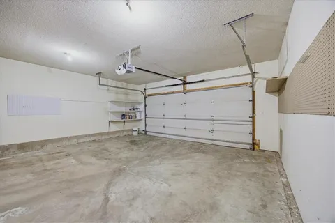 $275,000 | 4807 Northwest 59th Court, Kansas City, MO 64151