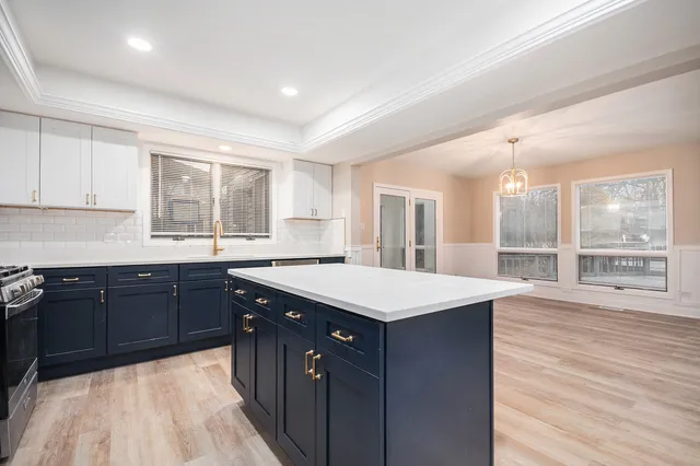 $299,900 | 540 Homan Avenue, Park Forest, IL 60466