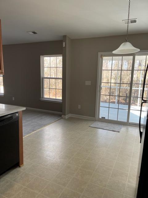 206 Island Green Road Goose Creek, SC 29445 - Photo 6 of 20 Dining Room
