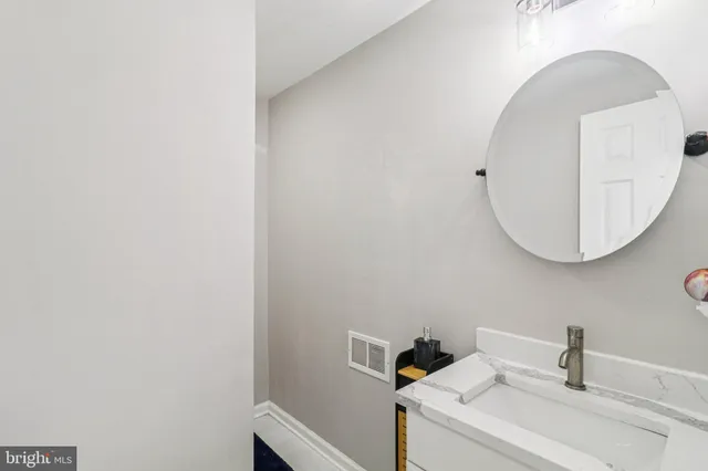 $765,000 | 9830 Wineberry Road, Marshall, VA 20115