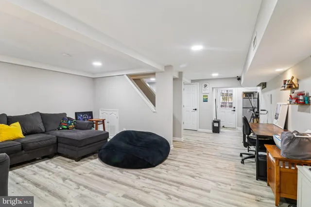 $765,000 | 9830 Wineberry Road, Marshall, VA 20115