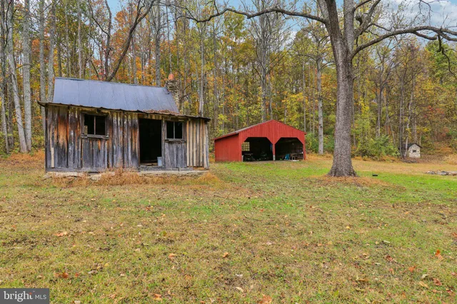 $765,000 | 9830 Wineberry Road, Marshall, VA 20115