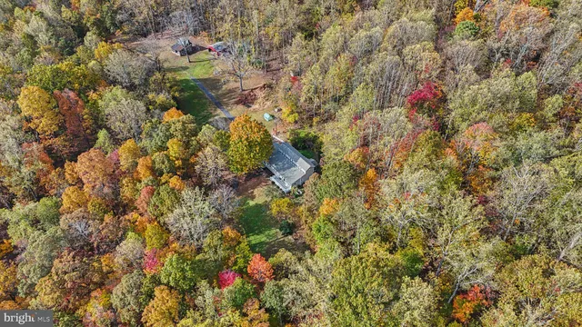 $765,000 | 9830 Wineberry Road, Marshall, VA 20115