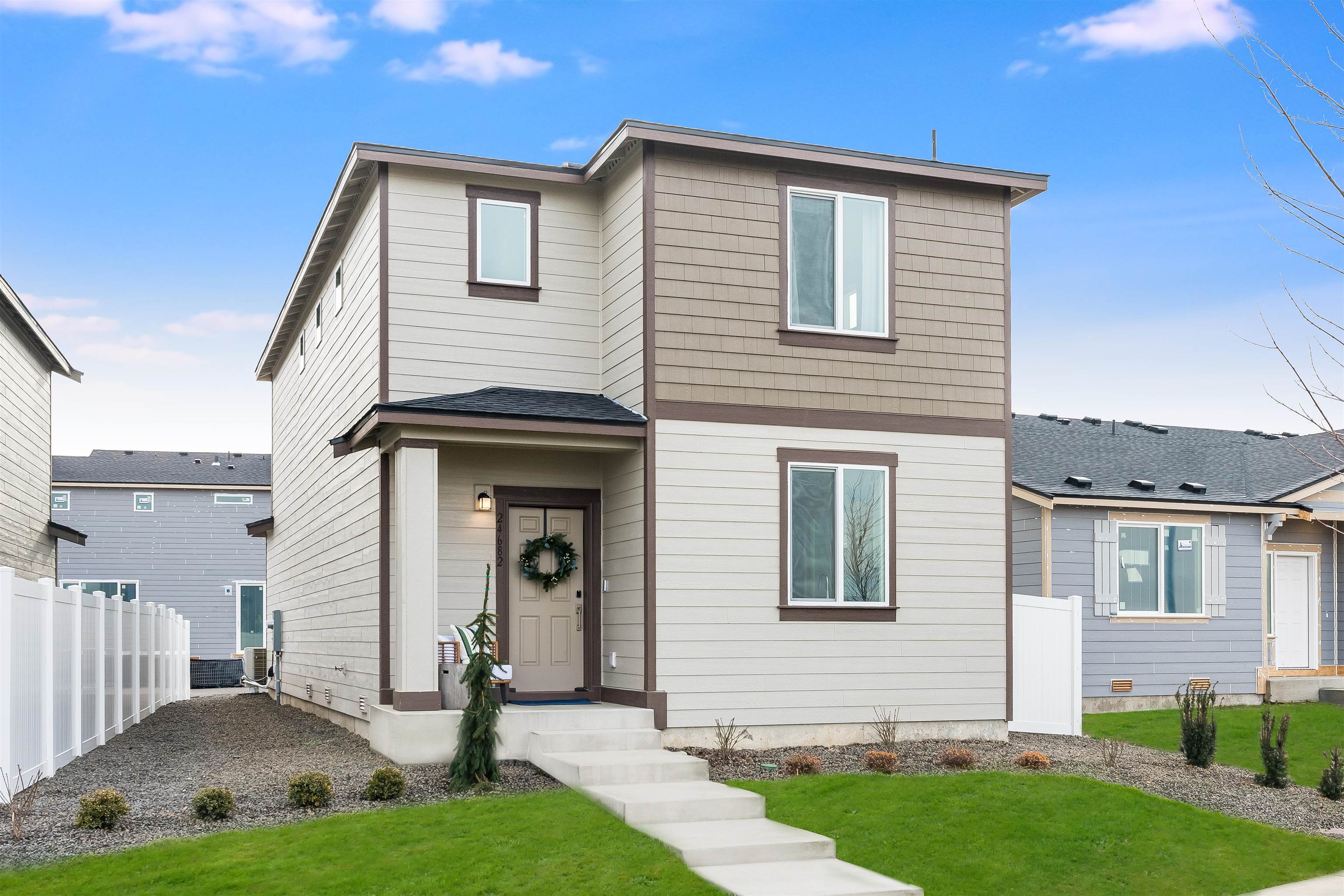 24682 Hawkstone Loop Liberty Lake, WA 99019 - Photo 2 of 14
