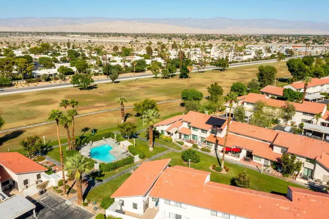 $349,000 | 6000 Montecito Drive, Unit 4, Palm Springs, CA 92264
