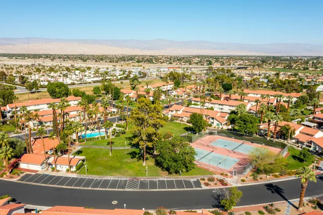 $349,000 | 6000 Montecito Drive, Unit 4, Palm Springs, CA 92264