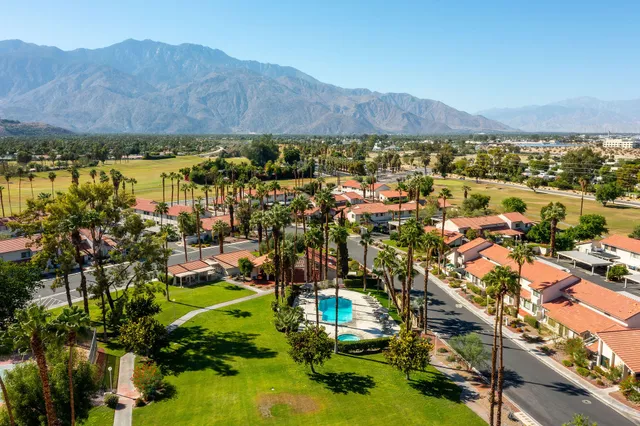 $349,000 | 6000 Montecito Drive, Unit 4, Palm Springs, CA 92264