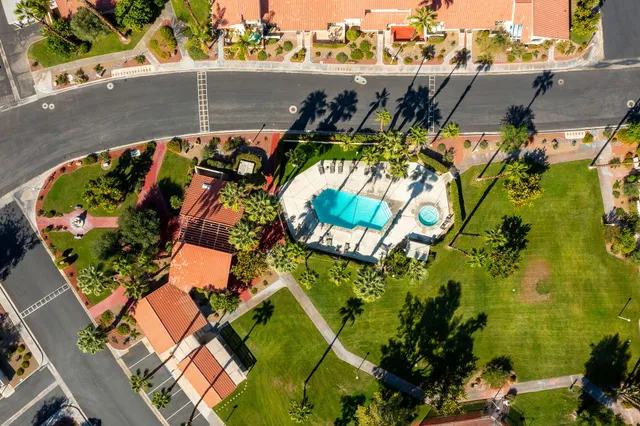 $349,000 | 6000 Montecito Drive, Unit 4, Palm Springs, CA 92264