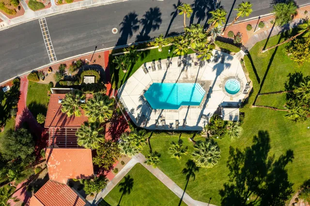 $349,000 | 6000 Montecito Drive, Unit 4, Palm Springs, CA 92264