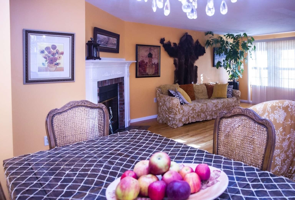 145 South Street, Unit 5 Walpole, MA 02081 - Photo 5 of 20