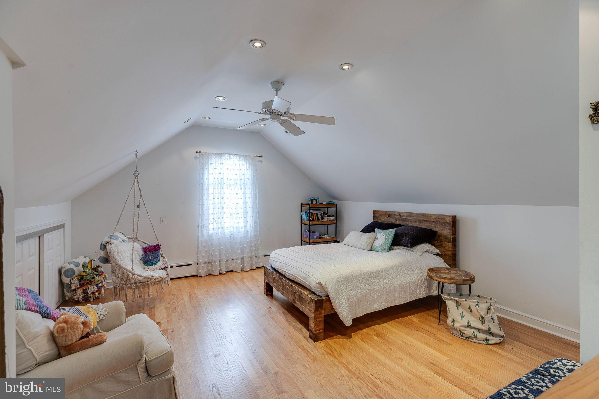 1509 Cliff Road Wynnewood, PA 19096 - Photo 20 of 28 Third Floor Bedroom