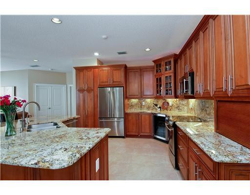 Undisclosed Address Fort Lauderdale, FL 33327 - Photo 4 of 9 Kitchen
