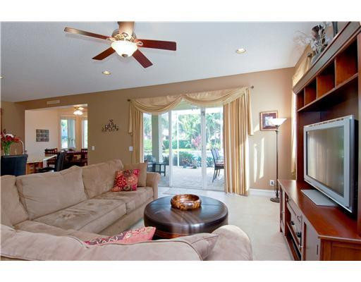 Undisclosed Address Fort Lauderdale, FL 33327 - Photo 5 of 9 Den/Family/Great Room