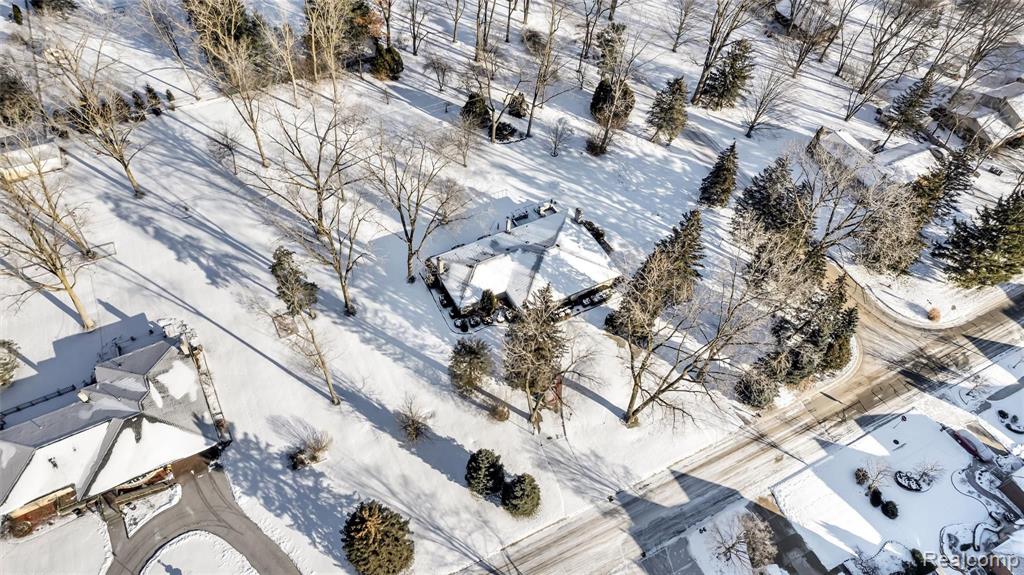 1781 Mackwood Road Rochester Hills, MI 48307 - Photo 37 of 39