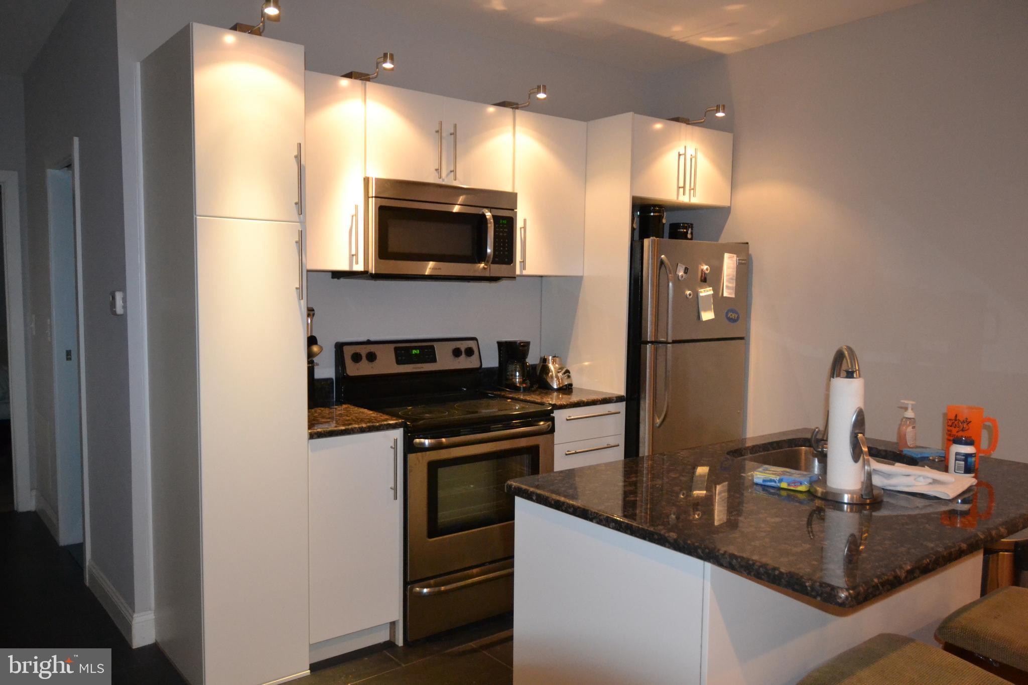 1819 Spruce Street, Unit 1R Philadelphia, PA 19103 - Photo 10 of 17