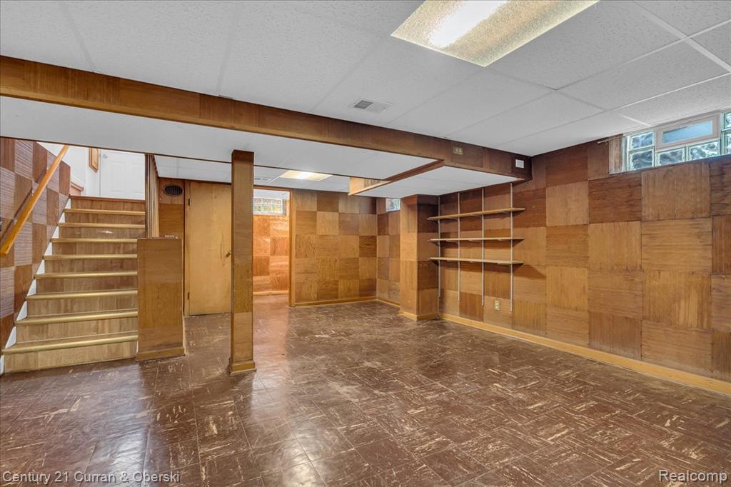 19030 Champaign Road Allen Park, MI 48101 - Photo 19 of 26 Gallery Image 19