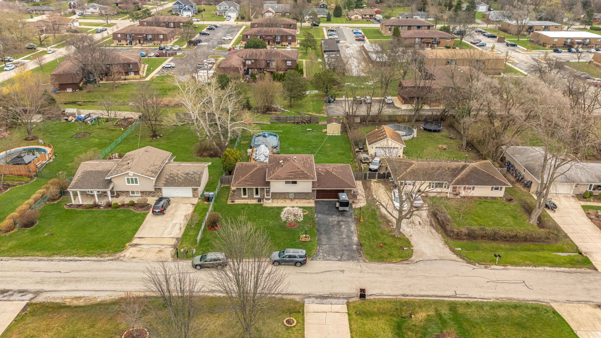 19727 Greenview Avenue Mokena, IL 60448 - Photo 8 of 16
